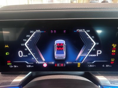 2025 BMW I7 — миниатюра 18
