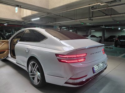 GENESIS G80 (RG3) - 7