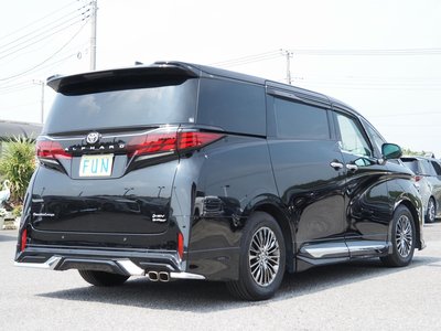 2023 Toyota ALPHARD — фото 5