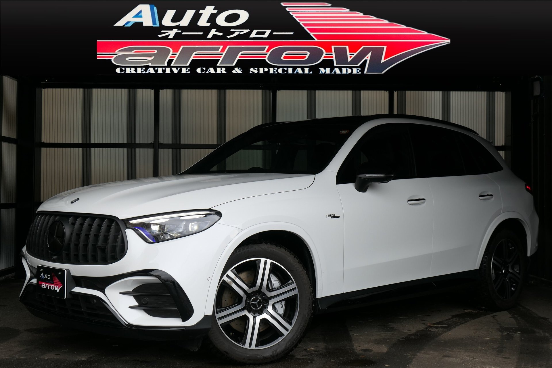 MERCEDES-BENZ GLC AMG - View 1