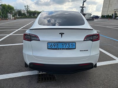 2022 Tesla MODEL Y — фото 2