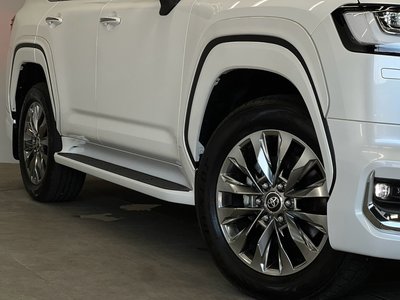 2026 Toyota LAND CRUISER 300 — миниатюра 14