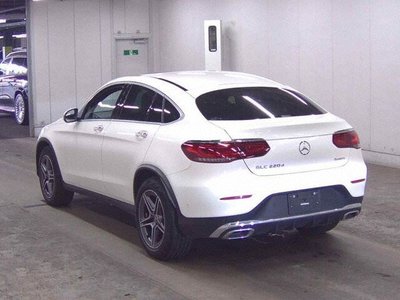 MERCEDES-BENZ GLC - 2