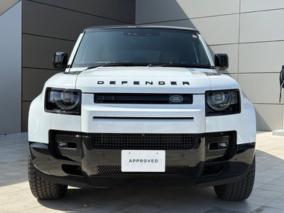 LAND ROVER DEFENDER - 4