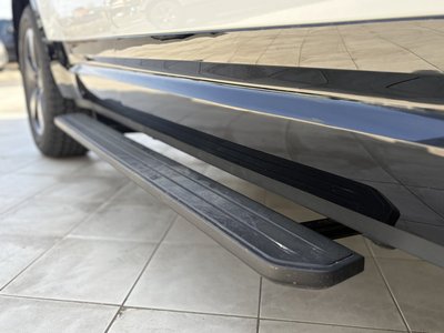 LAND ROVER DEFENDER - 3