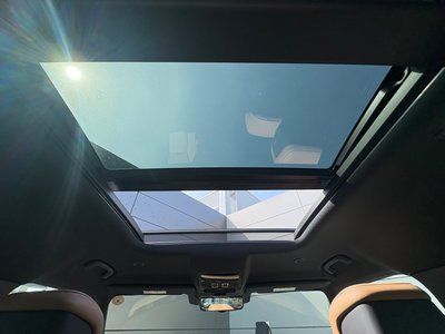 LAND ROVER DEFENDER - 7