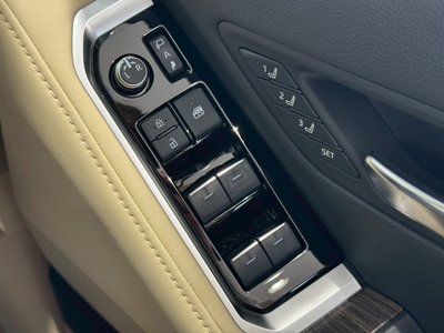 2025 Toyota LAND CRUISER 300 缩略图 77