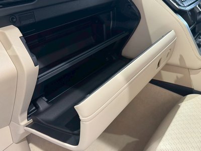 2025 Toyota LAND CRUISER 300 缩略图 80