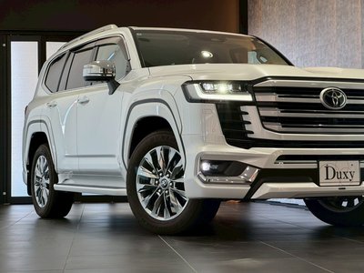 2025 Toyota LAND CRUISER 300 — фото 10