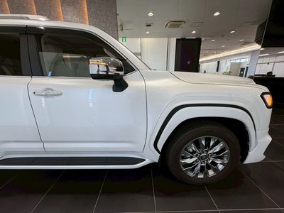2025 Toyota LAND CRUISER 300 缩略图 24