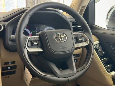 2025 Toyota LAND CRUISER 300 缩略图 47