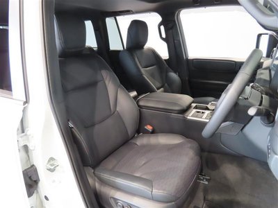 صورة مصغرة 15 لـ 2024 Toyota LAND CRUISER 250