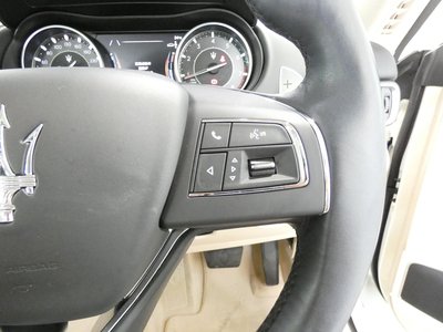 2022 Maserati LEVANTE thumbnail 24