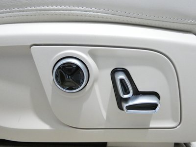 2022 Maserati LEVANTE thumbnail 58