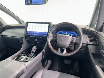 2023 Toyota ALPHARD — фото 9