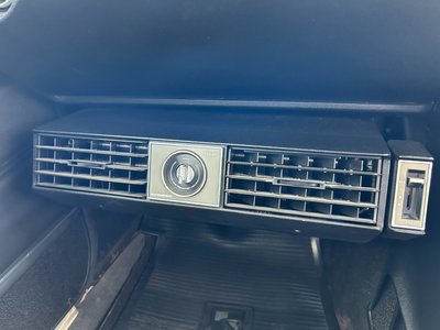 1975 Nissan SKYLINE COUPE 缩略图 21
