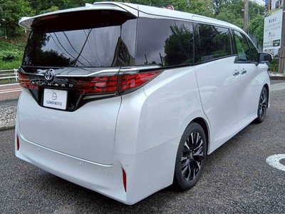 صورة 5 لـ 2025 TOYOTA ALPHARD