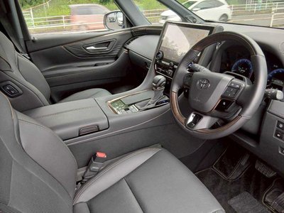 صورة 7 لـ 2025 TOYOTA ALPHARD