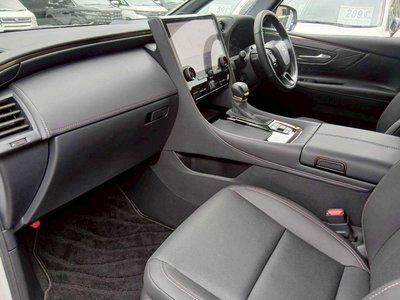 صورة 8 لـ 2025 TOYOTA ALPHARD
