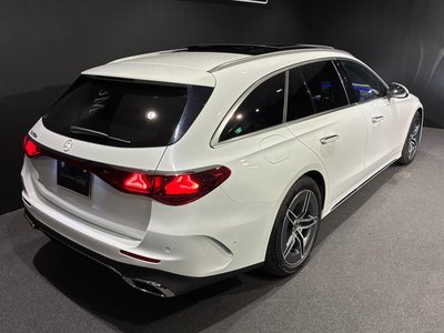 MERCEDES-BENZ E-CLASS - 9