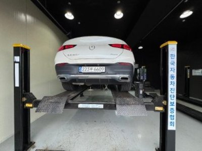 MERCEDES-BENZ GLE - 2