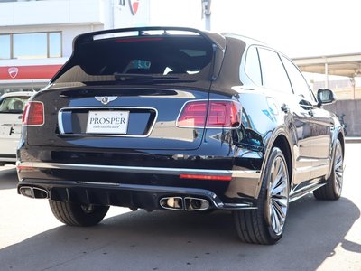 BENTLEY BENTAYGA - 7