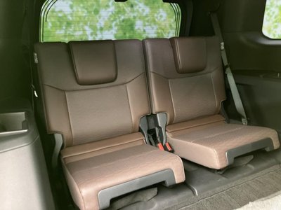 TOYOTA LAND CRUISER 250 - 7