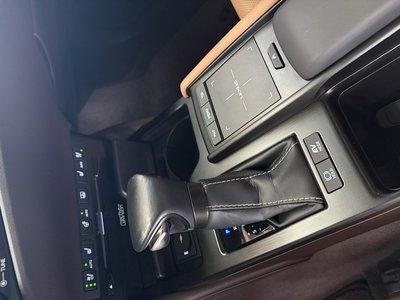2019 Lexus ES — фото 9
