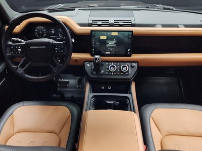 LAND ROVER DEFENDER - 5