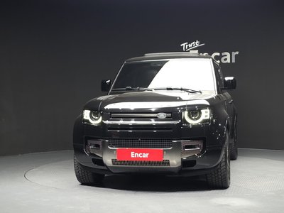 LAND ROVER DEFENDER - 2