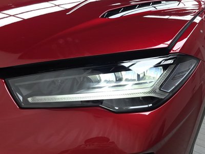 LAMBORGHINI URUS - 9