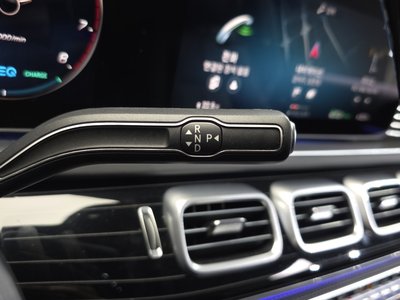 MERCEDES-BENZ GLS - 9