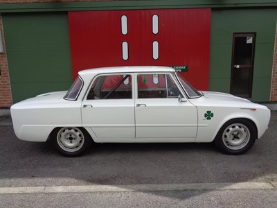 ALFA ROMEO JULIA - 4