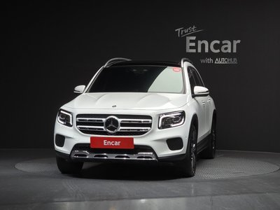 MERCEDES-BENZ GLB - 2