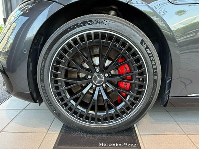 2024 Mercedes-BENZ EQS AMG — миниатюра 13
