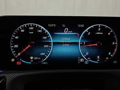 MERCEDES-BENZ A-CLASS - 8