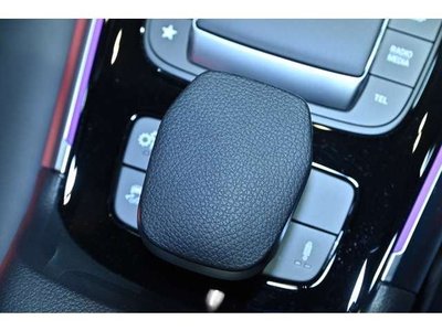 صورة مصغرة 49 لـ 2021 Mercedes-BENZ GLB