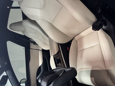 2024 Tesla MODEL S photo 7