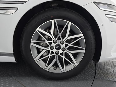 صورة 8 لـ 2024 Genesis G80 (RG3)