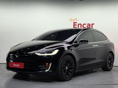 TESLA MODEL X - 1