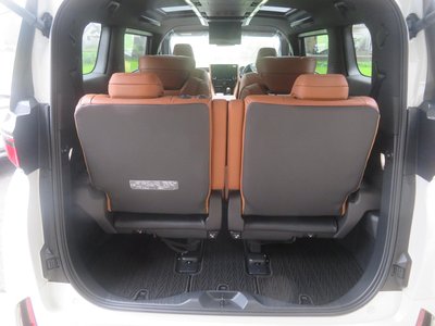 صورة مصغرة 20 لـ 2025 Toyota VELLFIRE