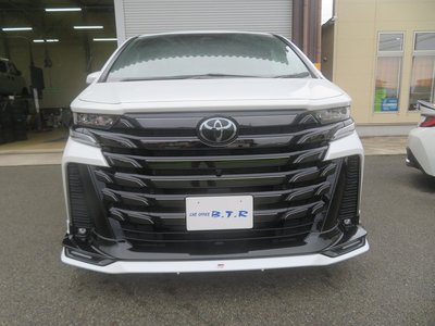 2025 Toyota VELLFIRE — фото 4