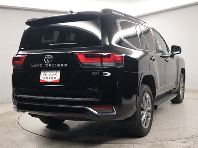 TOYOTA LAND CRUISER 300 - 3