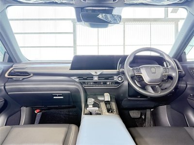 2024 Toyota CROWN CROSSOVER 照片 9