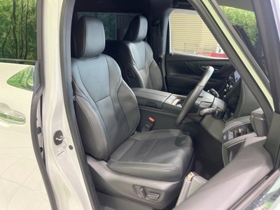 2025 Toyota ALPHARD photo 8