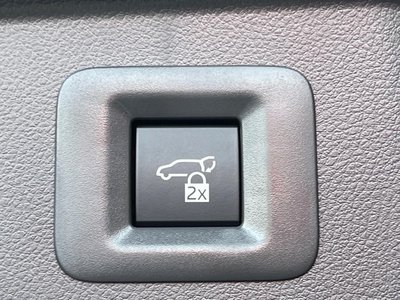 2025 Toyota ALPHARD 缩略图 33