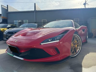 FERRARI F8 SPIDER