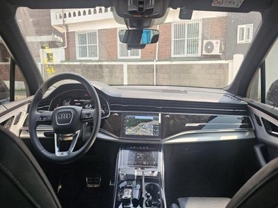 AUDI Q7 - 6