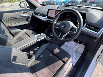 2025 BMW X1 — миниатюра 37