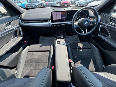 2025 BMW X1 — миниатюра 16